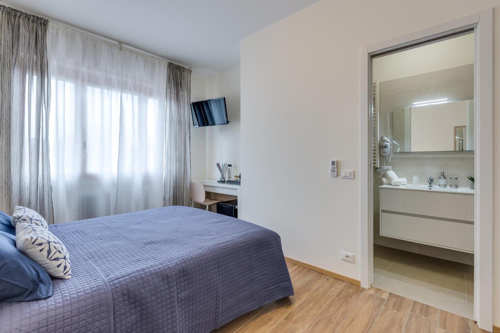 Rooms Vidar Train Station Venesia Bagian luar foto