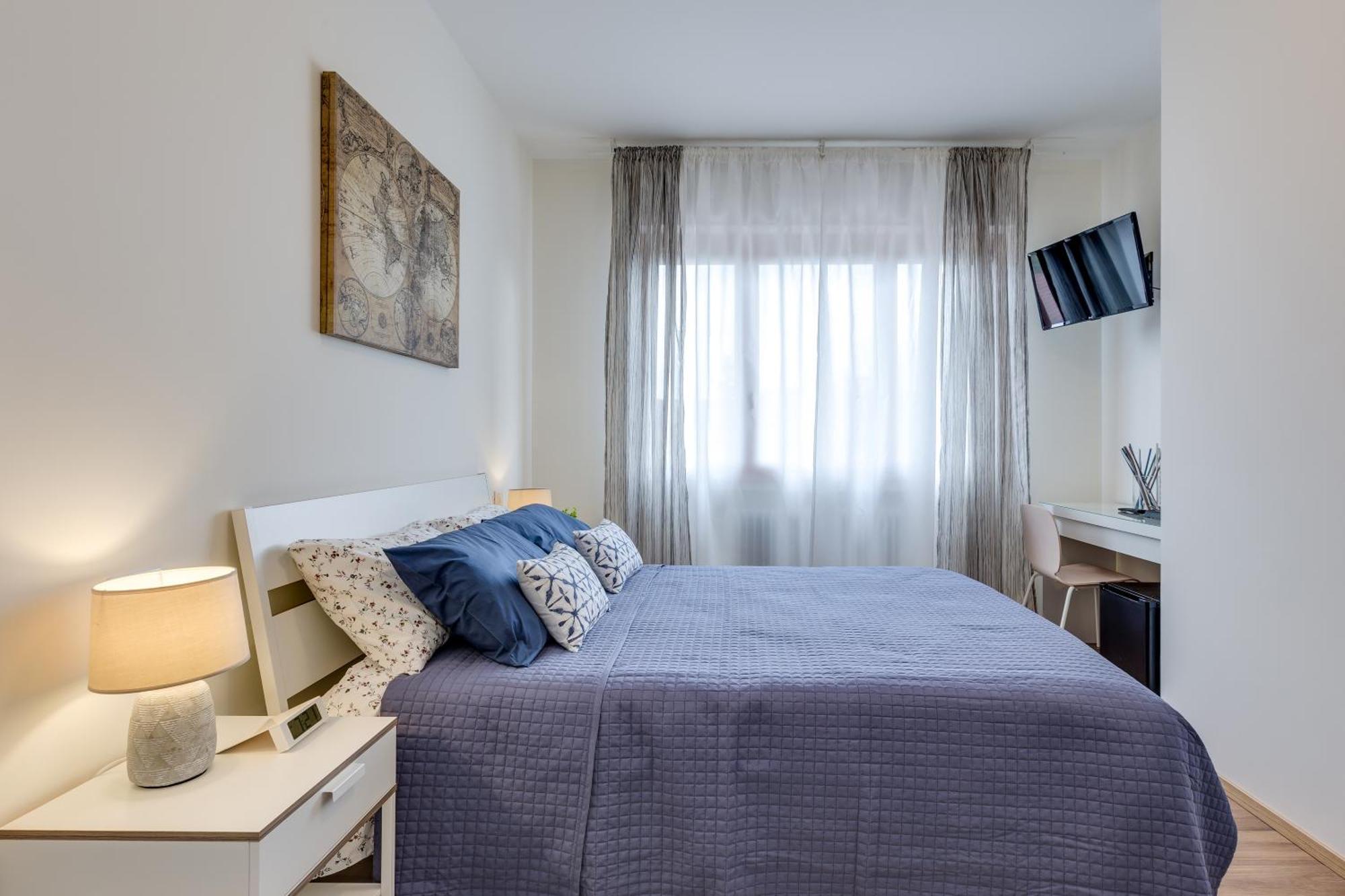 Rooms Vidar Train Station Venesia Bagian luar foto